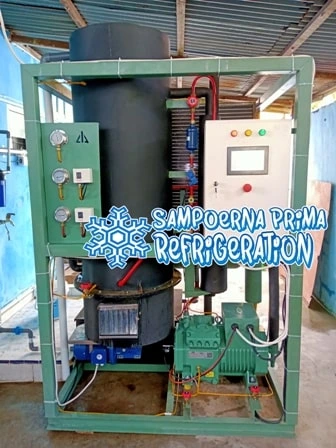 Mesin es tube kapasitas 2 Ton produksi Sampoerna Prima Refrigeration